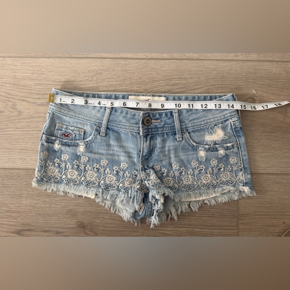 Hollister Light Blue Embroidered Jean Shorts - Picture 2 of 6